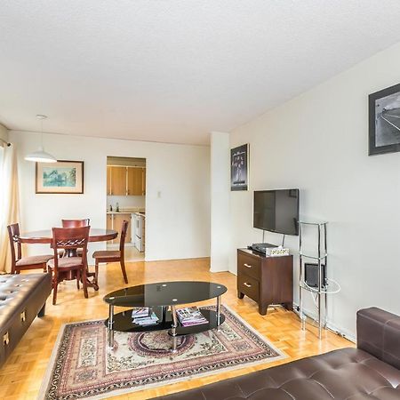Appartamento Toronto Furnished Living-Gerard Esterno foto