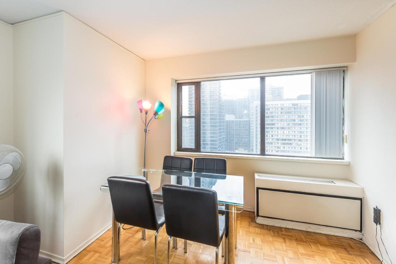 Appartamento Toronto Furnished Living-Gerard Esterno foto