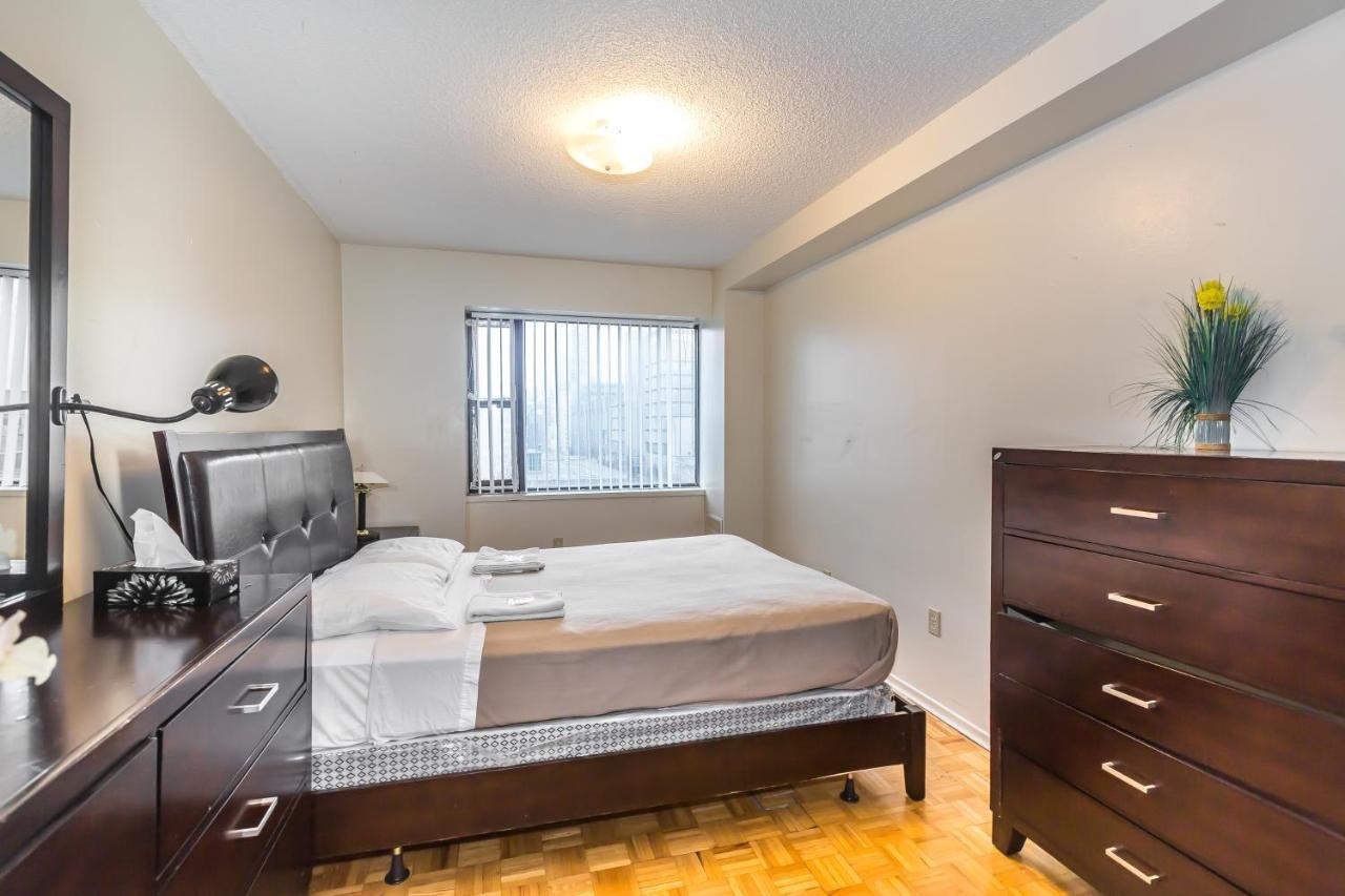 Appartamento Toronto Furnished Living-Gerard Esterno foto