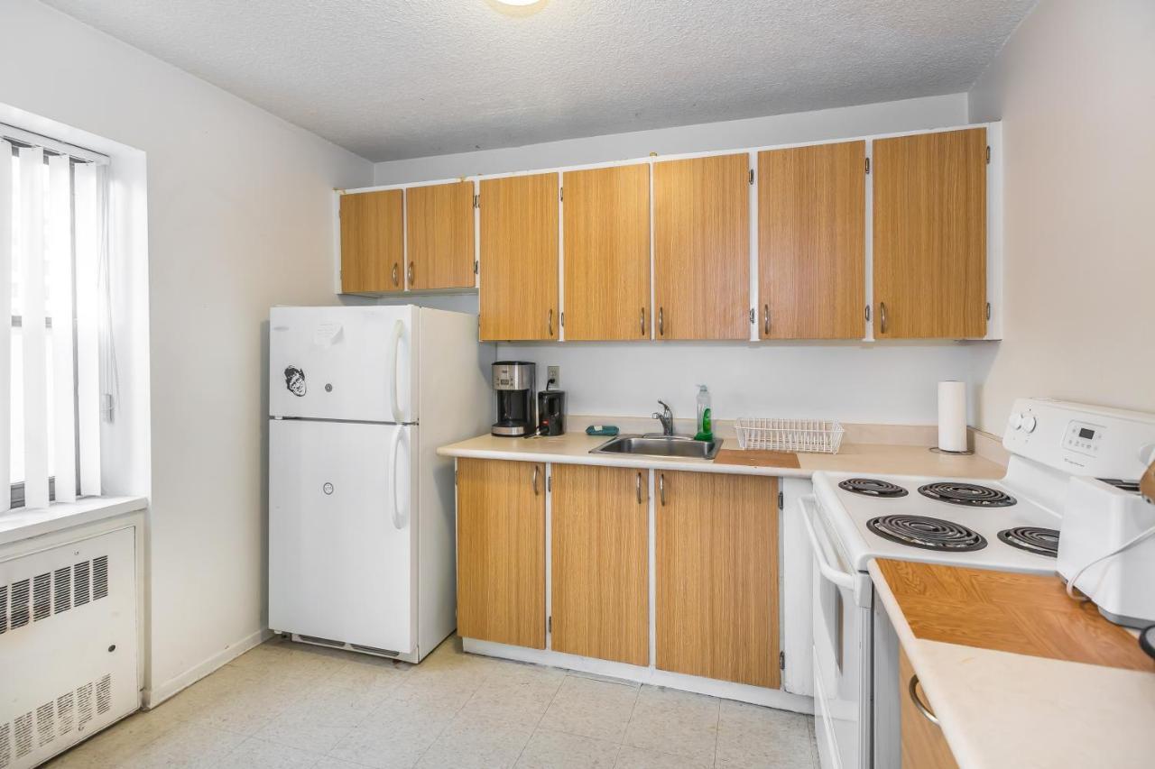 Appartamento Toronto Furnished Living-Gerard Esterno foto