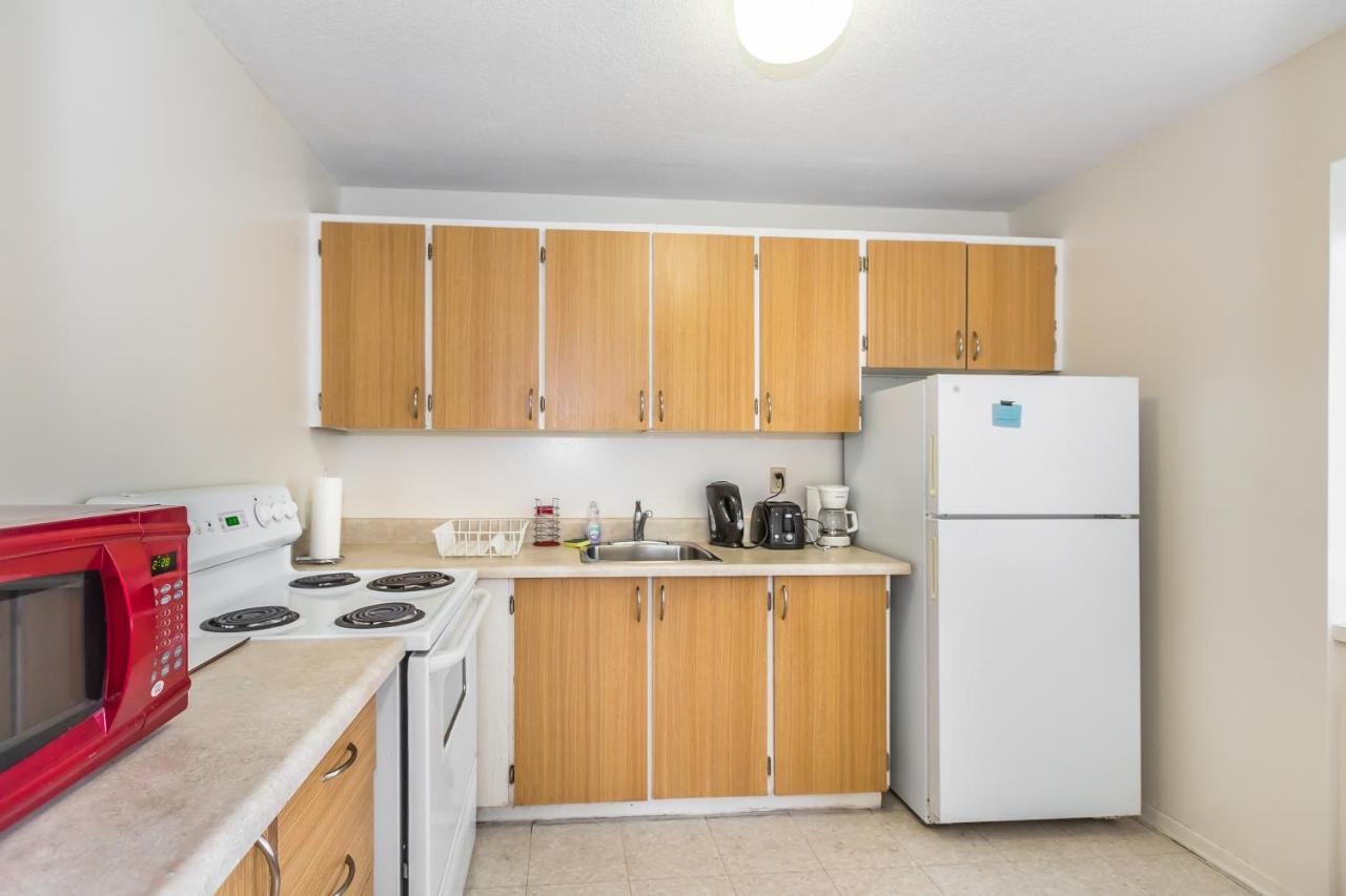 Appartamento Toronto Furnished Living-Gerard Esterno foto