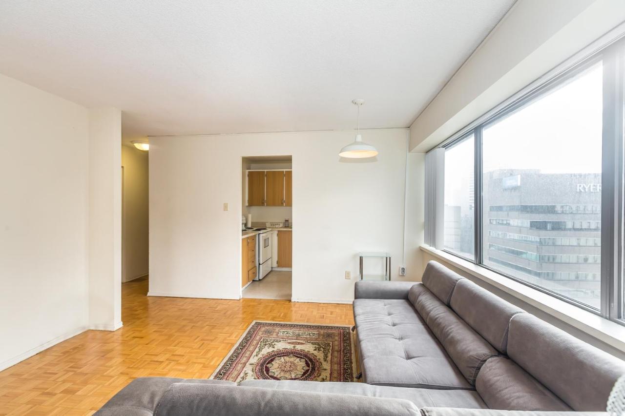 Appartamento Toronto Furnished Living-Gerard Esterno foto