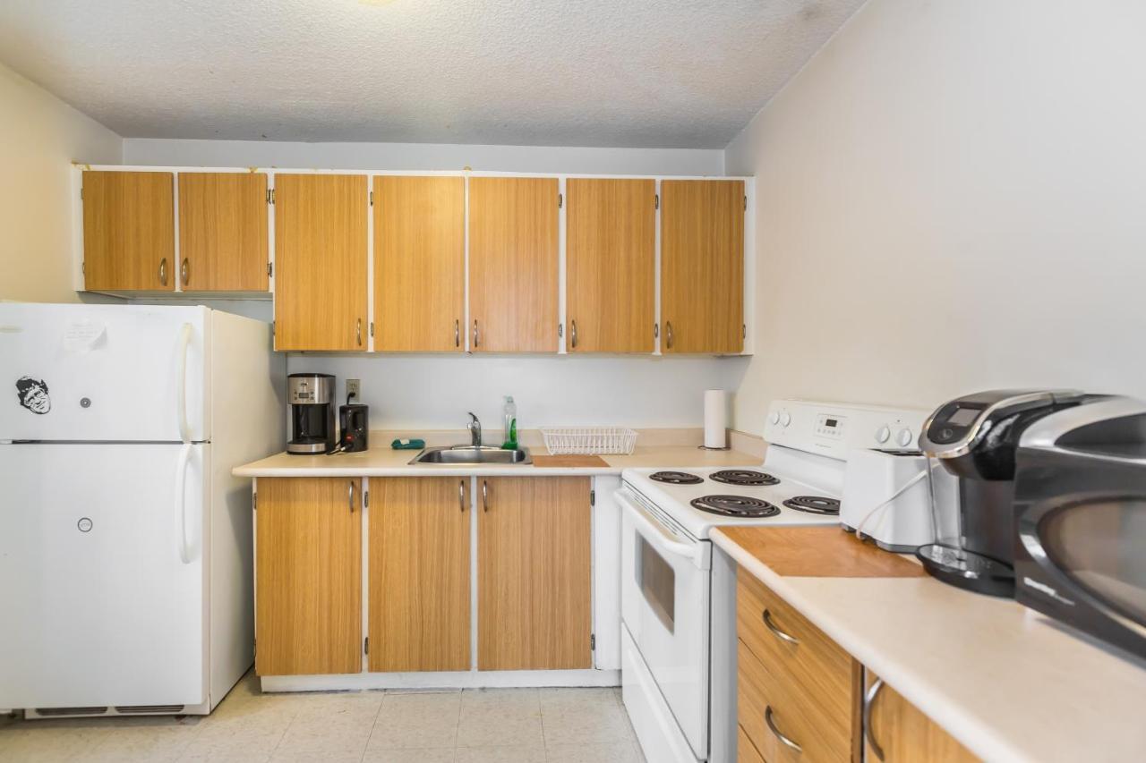 Appartamento Toronto Furnished Living-Gerard Esterno foto
