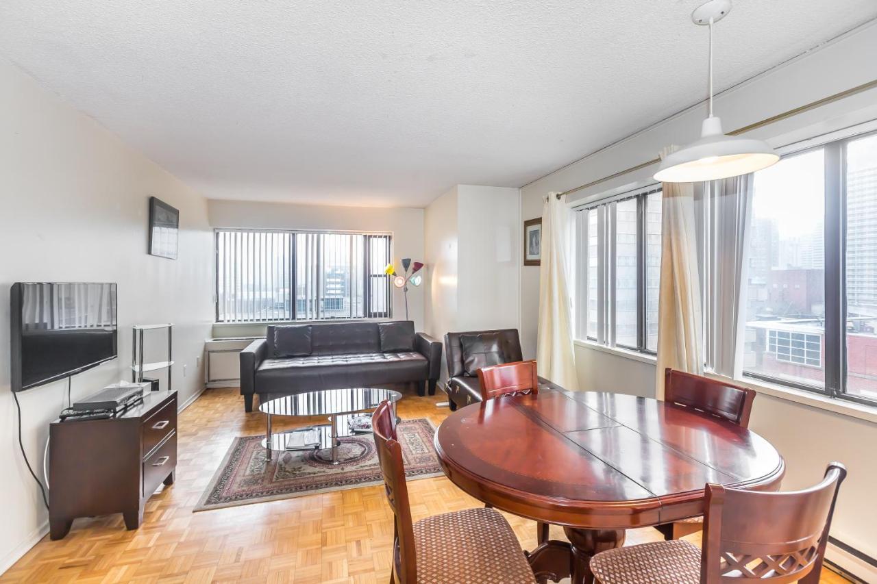 Appartamento Toronto Furnished Living-Gerard Esterno foto