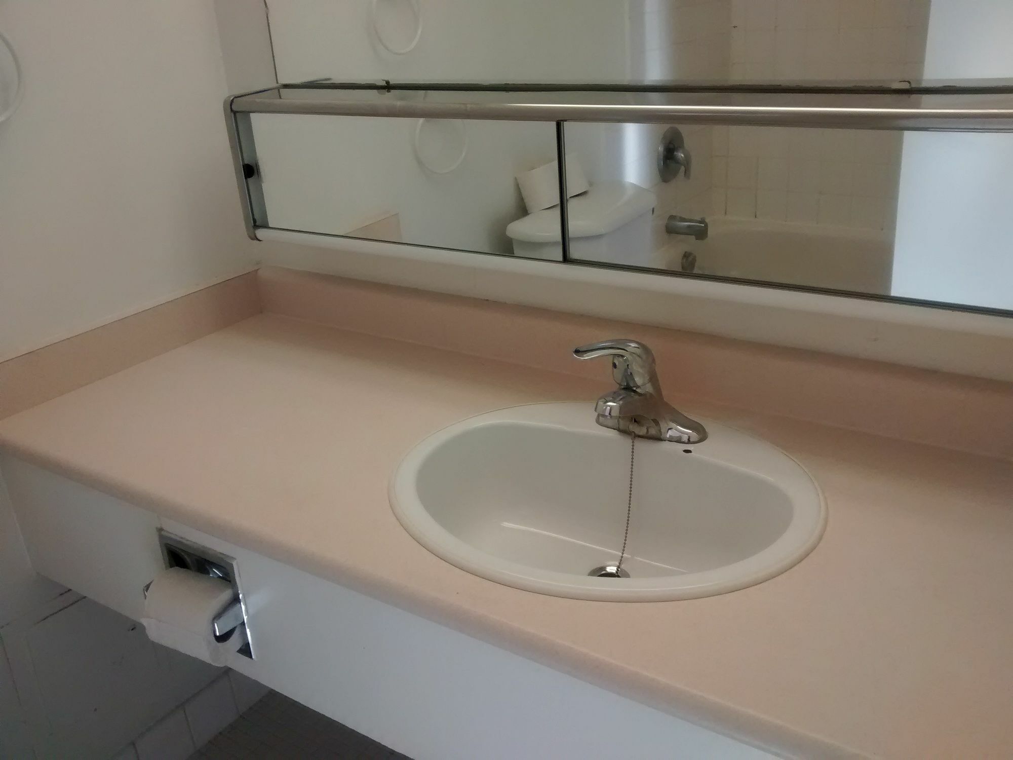 Appartamento Toronto Furnished Living-Gerard Esterno foto