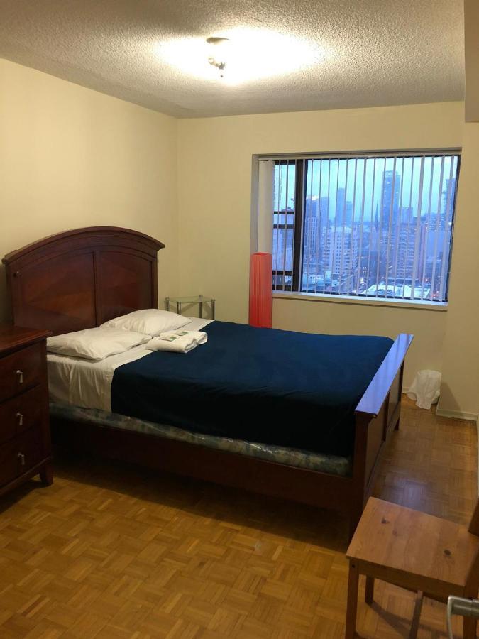 Appartamento Toronto Furnished Living-Gerard Esterno foto